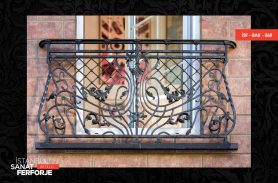 Grille Patterned Wrought Iron Balcony Railing