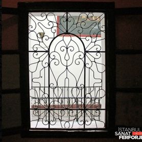Mixed Detail Wrought Iron Window Railing