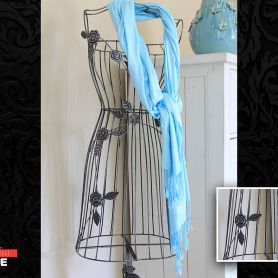 Rose Detailed Wrought Iron Clothes Hanger