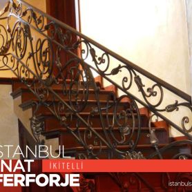 Wood Detail Wrought Iron Stair Railing