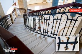 Classic Wood Detail Wrought Iron Stair Railing