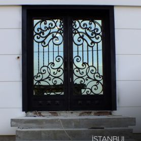 Siyah, El İşçiliği Ferforje Kapı