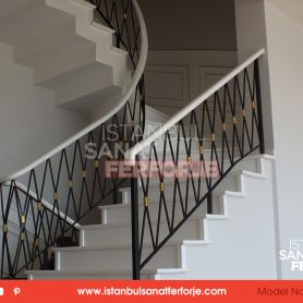 WhitBeyaz Ferforje Merdiven Korkuluğue Wrought Iron Stair Railing