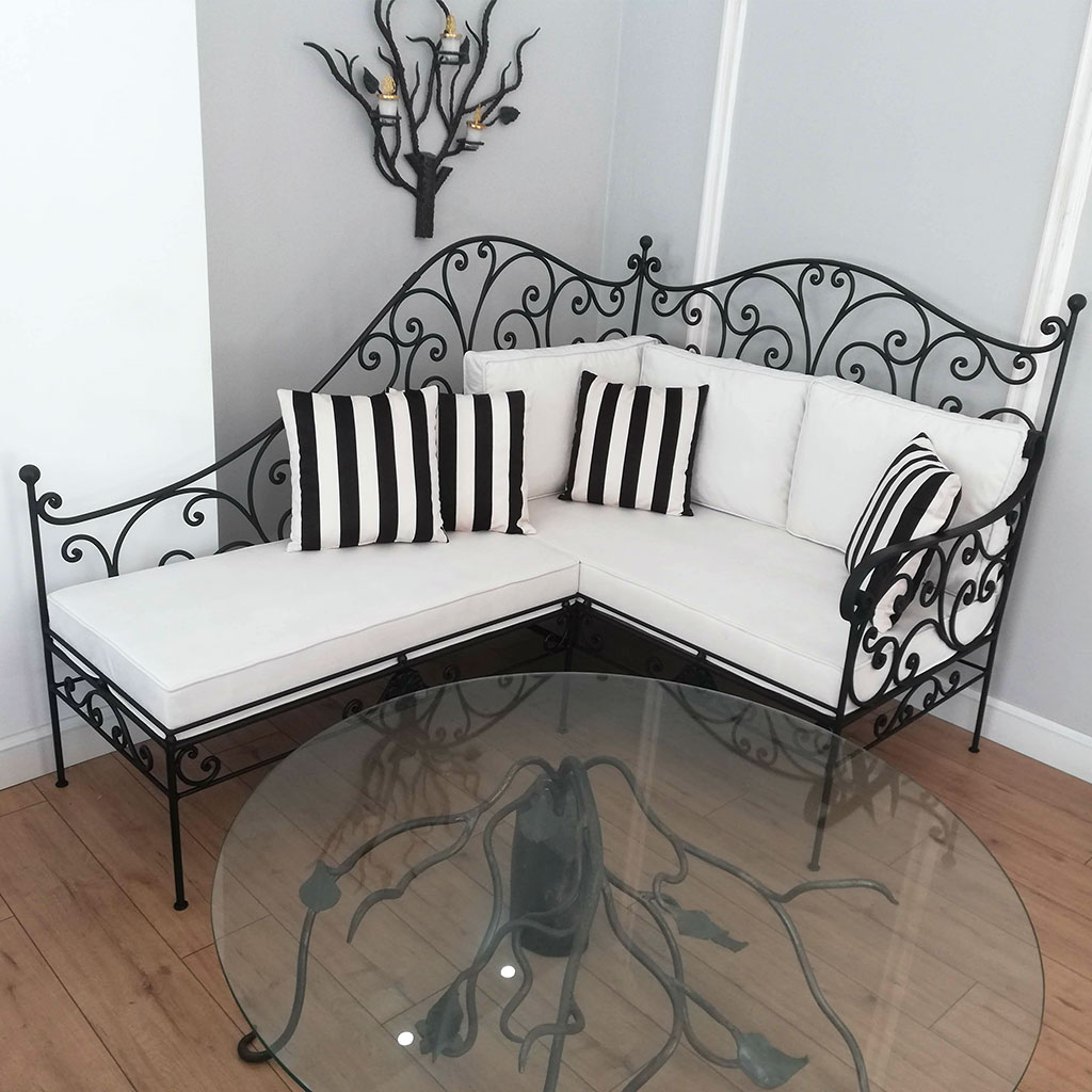 Ferforje koltuk, oturma grubu ve bahçe koltuğu modelleri. Dekoratif el işçiliği ferforje koltuk tasarımları