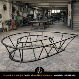 Organik form doğal taş üst yüzeyli ferforje sehpa iskeleti İstanbul Sanat Ferforje atölyesinde üretilmiş modern dövme demir coffee table base